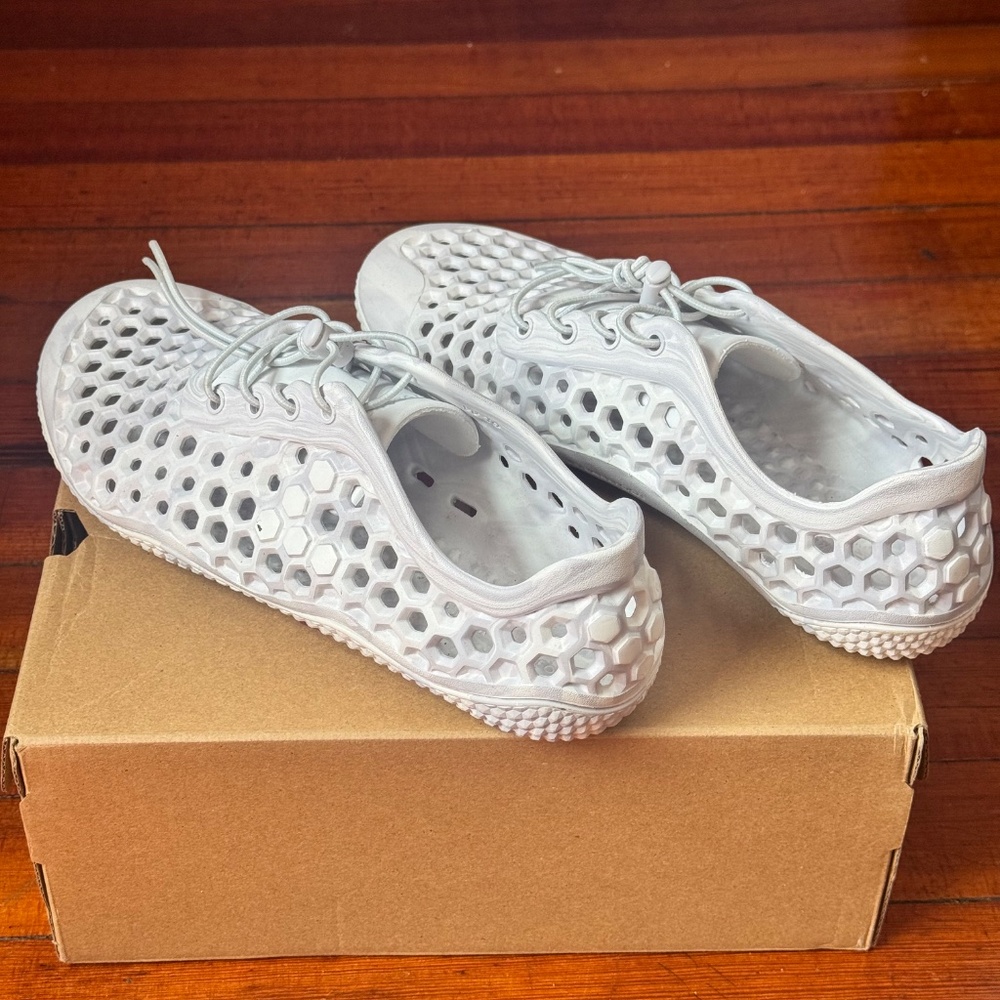 Vivobarefoot Shoes Ultra 3 Women’s in Moonstone Size 39 EU, Excellent Condition - Picture 2 of 5